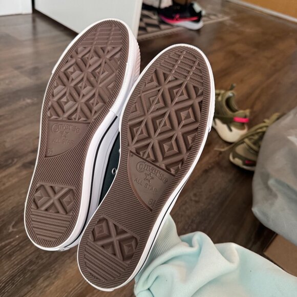 Chuck Taylor All Star Lift Sneaker - Picture 5 of 5